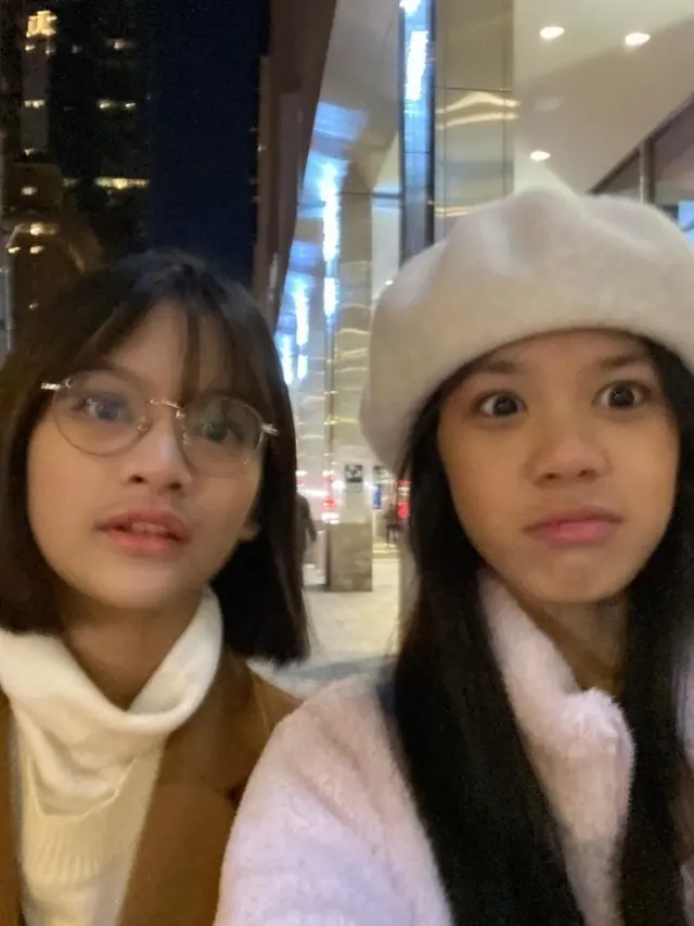 Safeea Ahmad dan Khadeeja Aisha