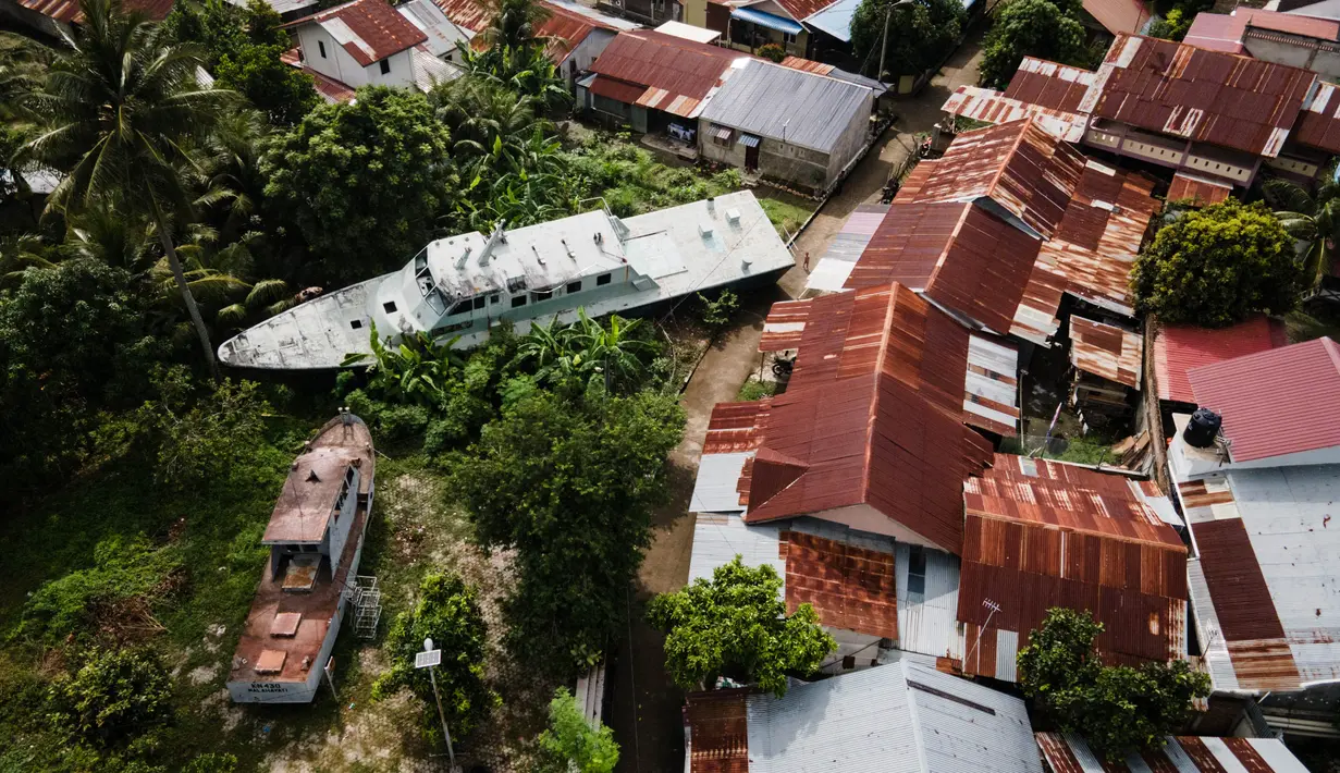 Dampak tsunami 2004 terparah dilaporkan terjadi di Kota Banda Aceh, Aceh Besar, Aceh Barat, dan Aceh Jaya. Saat itu, Kota Banda Aceh seketika lumpuh total. (Yasuyoshi CHIBA/AFP)