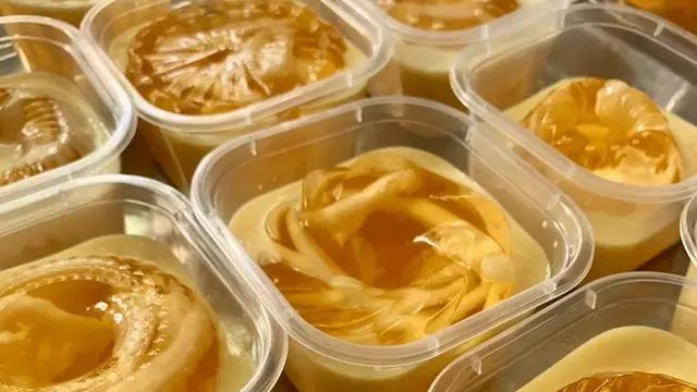 Resep puding kelapa jeruk mini. (dok. Cookpad @eliienny)