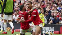 Mason Greenwood. Striker berusia 19 tahun ini merupakan produk asli Akademi Manchester United. Ia telah memperkuat Setan Merah sejak 2018/2019 dan telah tampil dalam 108 laga di semua kompetisi dengan mencetak 32 gol, termasuk dua gol di dua laga awal Premier League musim ini. (Foto: AP/Jon Super)