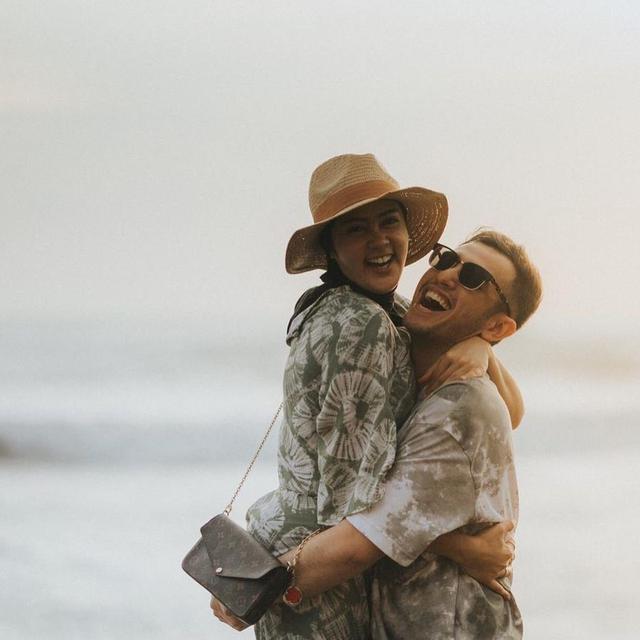 6 Potret Harmonis Rifky Balweel dan Biby Alraen, Jauh dari Gosip Miring