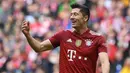 Robert Lewandowski secara luas dianggap sebagai salah satu striker terbaik dengan mengumpulkan 331 gol dalam 360 penampilan di berbagai kompetisi untuk Bayern Munchen. Didatangkan pada musim panas 2014, Lewi telah berjasa membawa berbagai gelar juara untuk Bavaria. (AFP/Christof Stache)