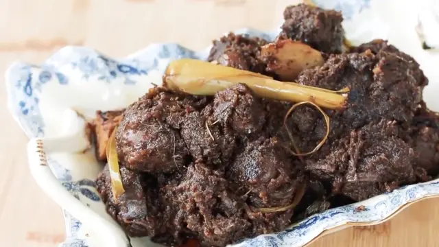 Rendang Daging Bumbu Padang ala Devina Hermawan