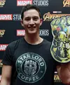 Kabar bahagia datang untuk pecinta film, Avengers: Infinity War sudah bisa disaksikan di bioskop mulai hari ini (25/4/2018). Begitu juga dengan Mike Lewis dan sederet artis ini yang telah menyaksikan di gala premiere tadi malam. (Deki Prayoga/Bintang.com)