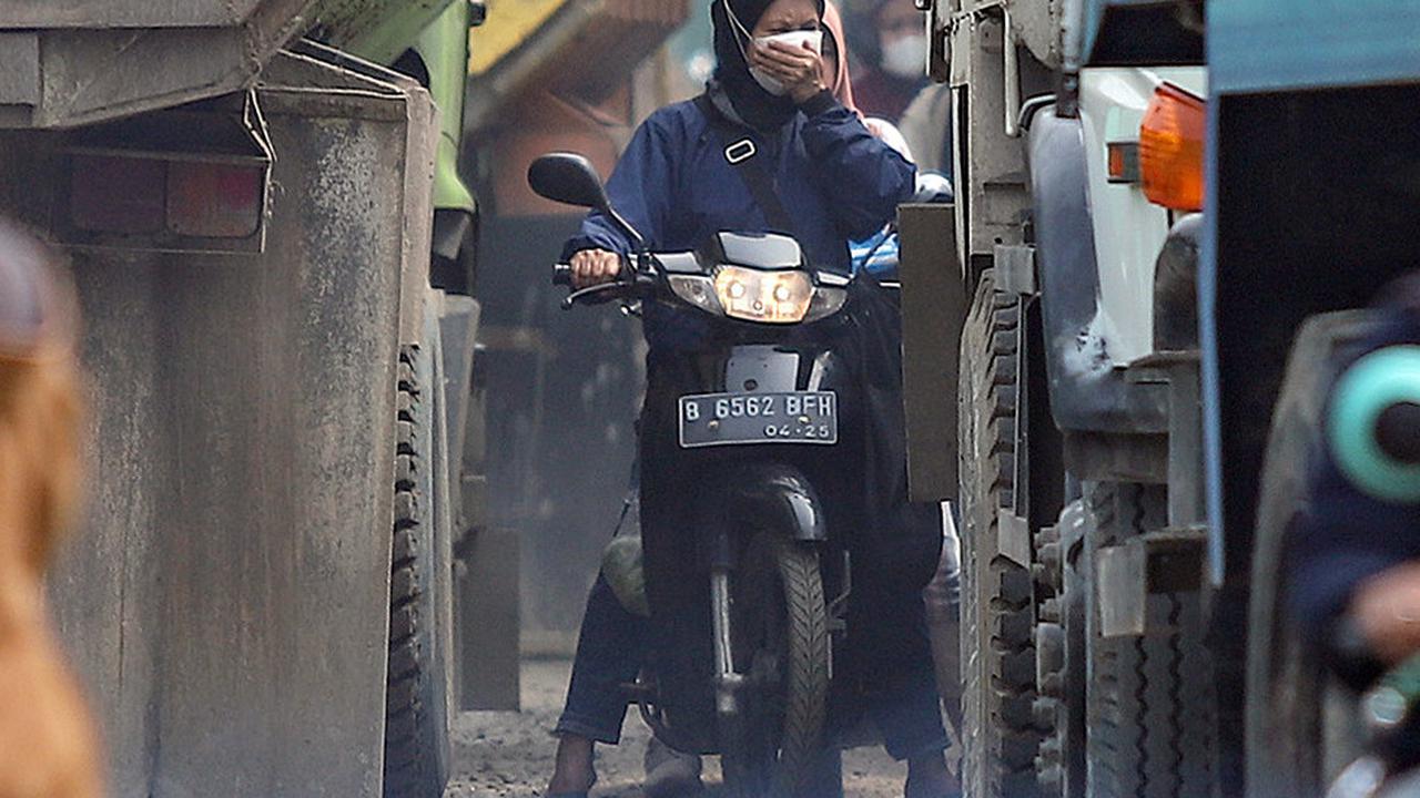 Sopir Truk Tambang di Bawah Umur Bikin Geram Pj Bupati Bogor Asmawa Tosepu