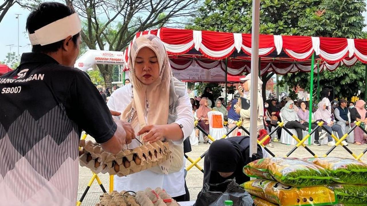 Enam Ton Pangan Murah Diserbu Warga di Stadion Pakansari, Gerakan Pangan Murah Bogor Sukses Tekan Harga