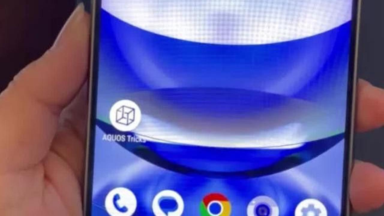 VIDEO: Penampakan Dua HP Flagship Besutan Sharp