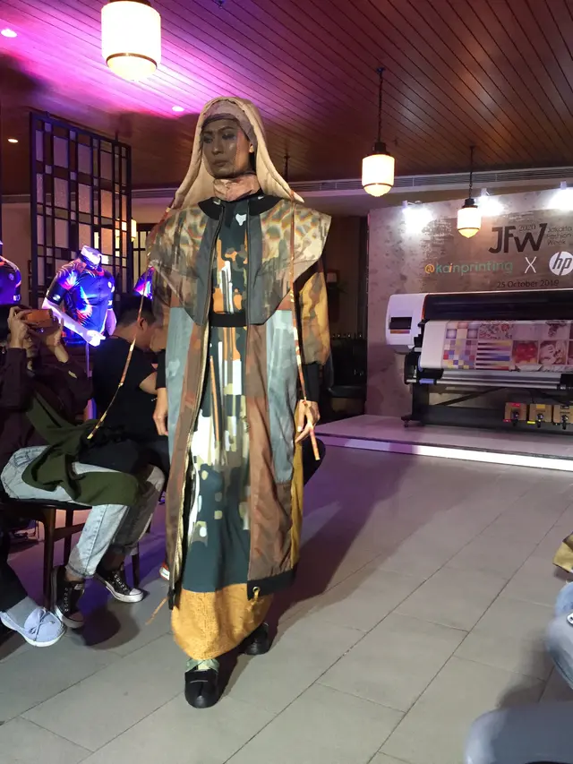 Kolaborasi HP dan @kainprinting