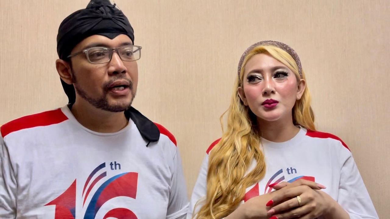 Sandy Tumiwa dan Vista Putri