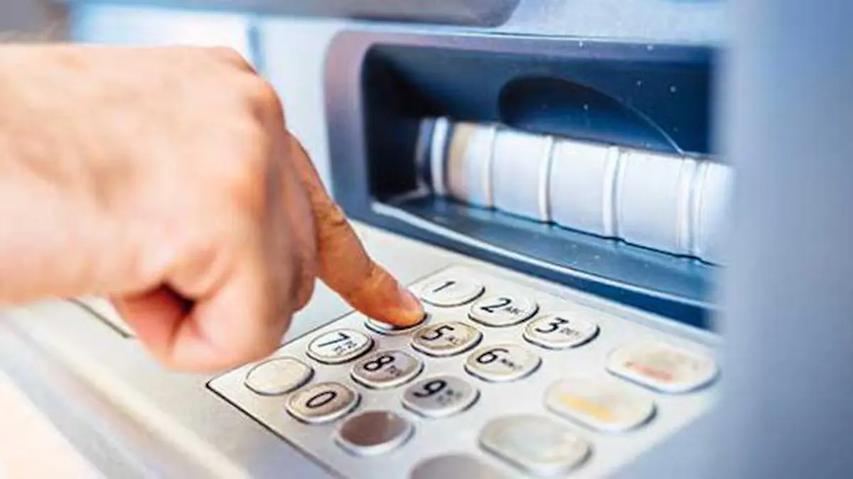 Cara Mengambil Uang di ATM Bersama dan Bermacam Bank ...