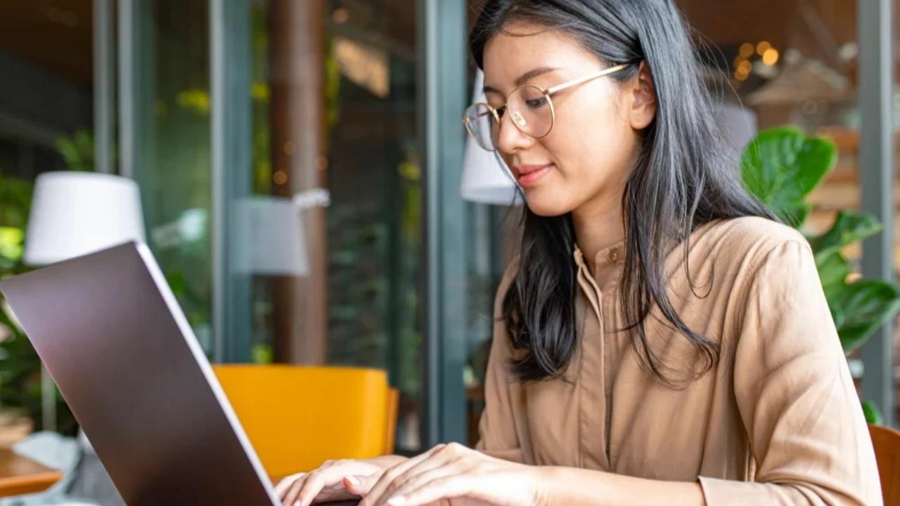 Penelitian Ungkap Milenial dan Gen-Z Ubah Budaya Kerja, Selipkan Pesan Khusus di Tanda Tangan Email