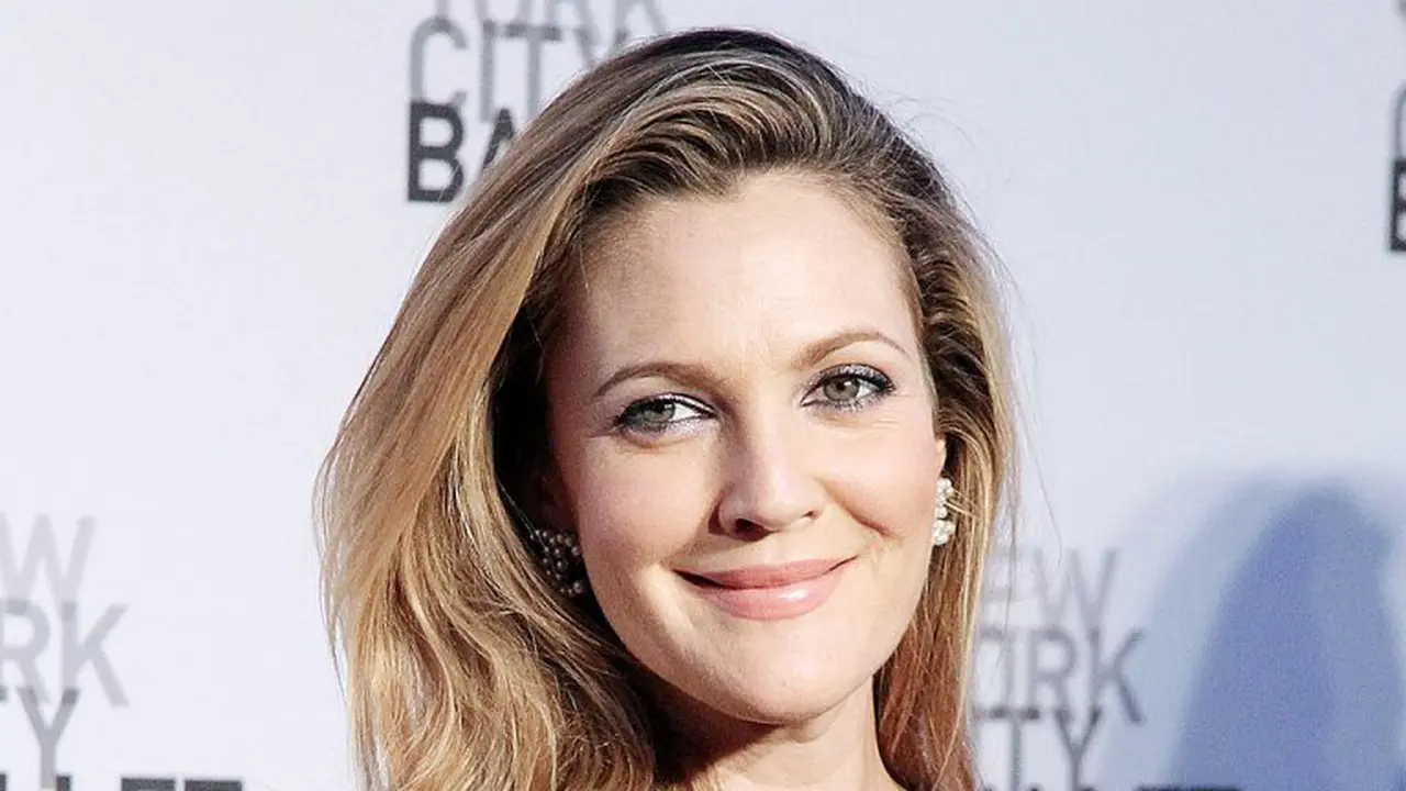 [Bintang] Drew Barrymore