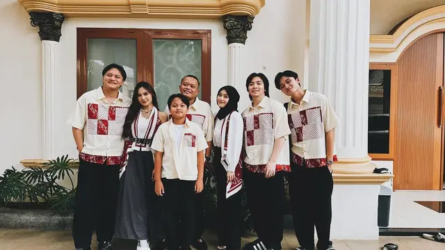 8 Gaya Seleb Rayakan Lebaran Bareng Kekasih, Ayu Ting Ting-Muhammad Fardhana hingga Chef Juna-Citra Anidya