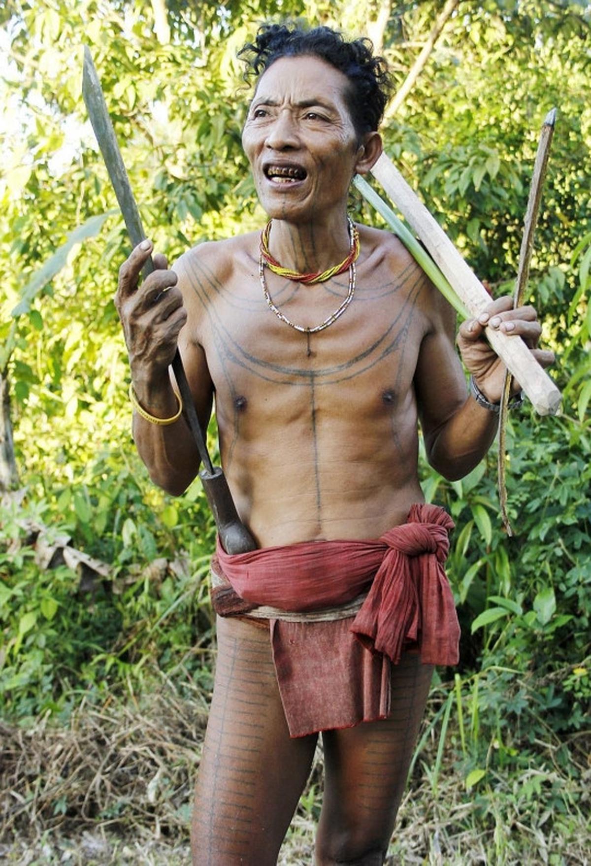 Menengok kehidupan tradisional suku Mentawai