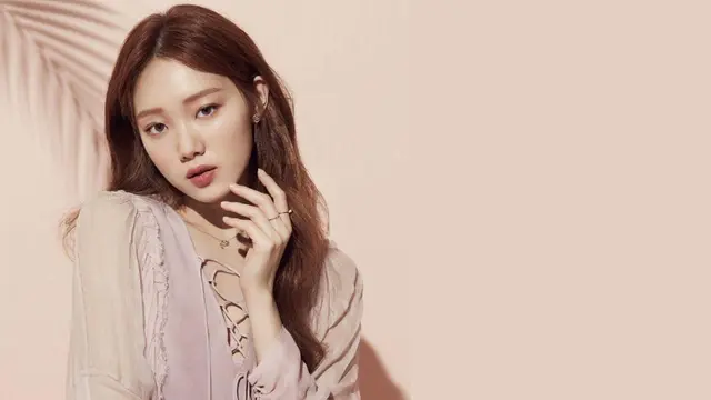 Lee Sung Kyung