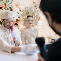 Faradilla Yoshi dan Bryan Mckenzie (Instagram/bootesphotography)