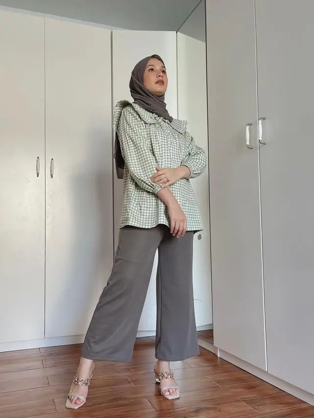 7 Warna Hijab yang Sempurna Dipadukan dengan Baju Hijau Mint, dari Melody Laksani hingga Lesti Kejora