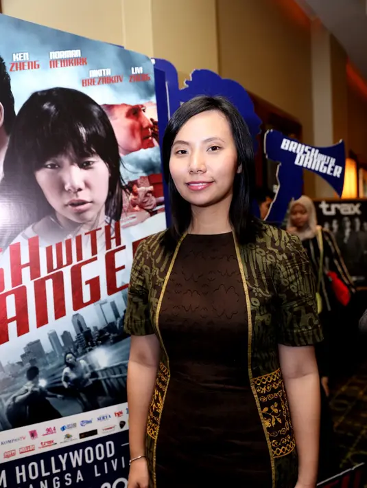 "Di setiap meet and greet penuh itu rasanya seneng dan puas banget karena it makes all the failure and rejection worthed" ujar Livi. (Andy Masela/Bintang.com)