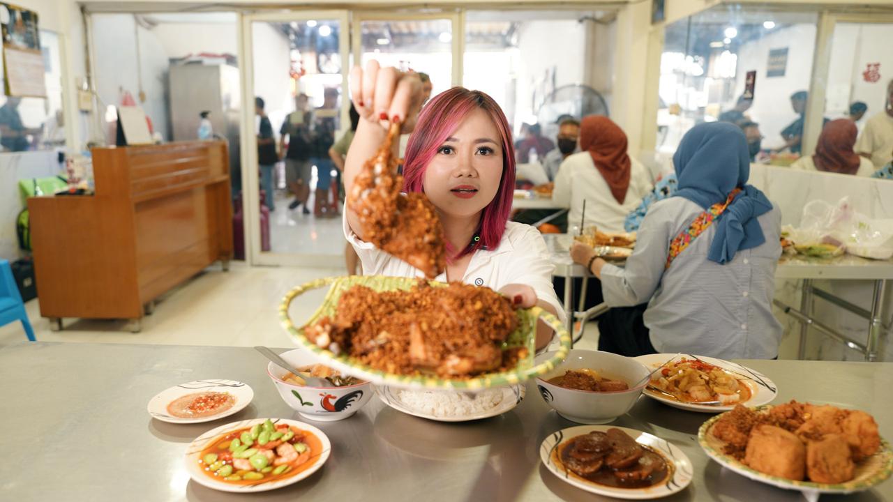 Ayam Goreng Buni: Cita Rasa Renyah yang Terjaga Lewat Warisan Keluarga