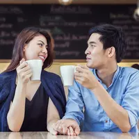 ilustrasi pasangan kencan/FrameAngel/Shutterstock