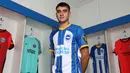 Facundo Buonanotte yang baru berusia 18 tahun saat ini menjadi milik Brighton and Hove Albion sejak tengah musim 2022/2023 setelah didatangkan dari Rosario Central. Bersama Brighton ia telah bermain dalam 3 laga di Premier League dengan catatn 1 asisst. Sementara bersama Timnas Argentina U-20 ia telah mengoleksi 6 caps dengan torehan 1 gol dan 1 assist sejak melakukan debut pada 4 Juni 2022. (Brighton and Hove Albion/Paul Hazlewood)