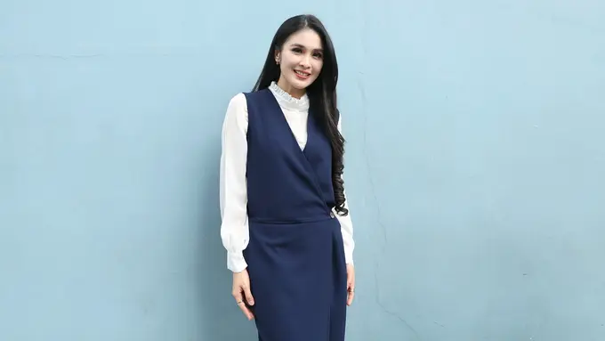 [Fimela] Sandra Dewi