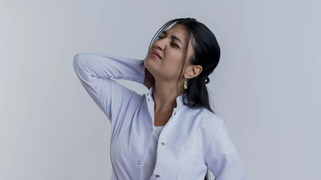 Otot Punggung yang Terasa Kaku Dapat Diatasi dengan Peregangan