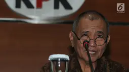 Ketua KPK Agus Rahardjo memberikan keterangan di Jakarta, Selasa (4/9). Konpers terkait kedatangan Menteri Dalam Negeri, Tjahjo Kumolo ke Gedung KPK untuk berkonsultasi banyaknya anggota DPRD yang terjerat kasus korupsi. (Merdeka.com/Dwi Narwoko)