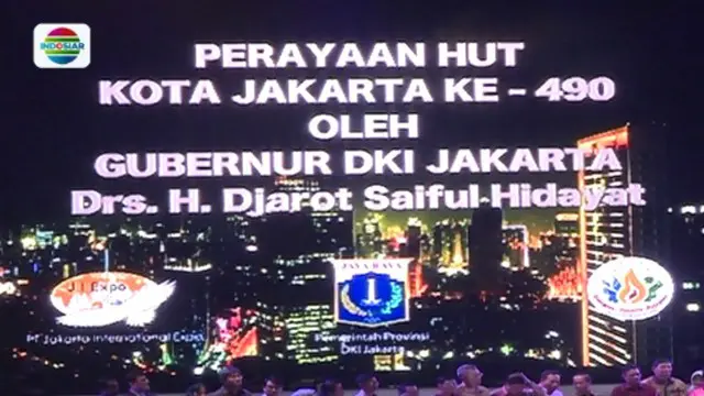 Djarot Saiful Hidayat meramaikan malam puncak ulang tahun Jakarta yang tahun ini genap memasuki 490 tahun. 