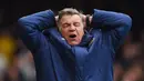 Ekspresi pelatih Sunderland, Sam Allardyce saat timnya gagal mencetak gol ke gawang West Ham United pada lanjutan Liga Inggris di Stadion Upton Park, Sabtu (27/2/2016). (Reuters / Tony O'Brien)