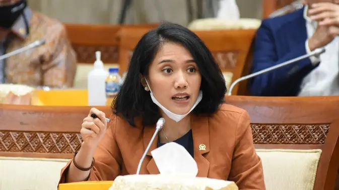 Latar Pendidikan dan Jejak Karier Puteri Komarudin, Menpora Baru yang Gantikan Dito Ariotedjo