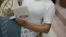 <p>Kini Tracy mantap memilih menjadi hamba Tuhan dan melakukan pelayanan gereja sepenuh waktu. (FOTO: instagram.com/tracytrinita/)</p>