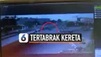 PENGENDARA MOTOR TEWAS TERTABRAK KERETA USAI TEROBOS PALANG PERLINTASAN