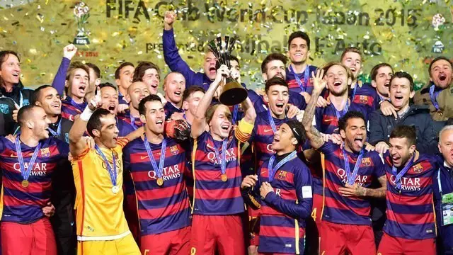 Dua gol Luis Suarez dan satu Gol Lionel Messi mengantar Barcelona meraih trofi Piala Dunia Antarklub 2015.