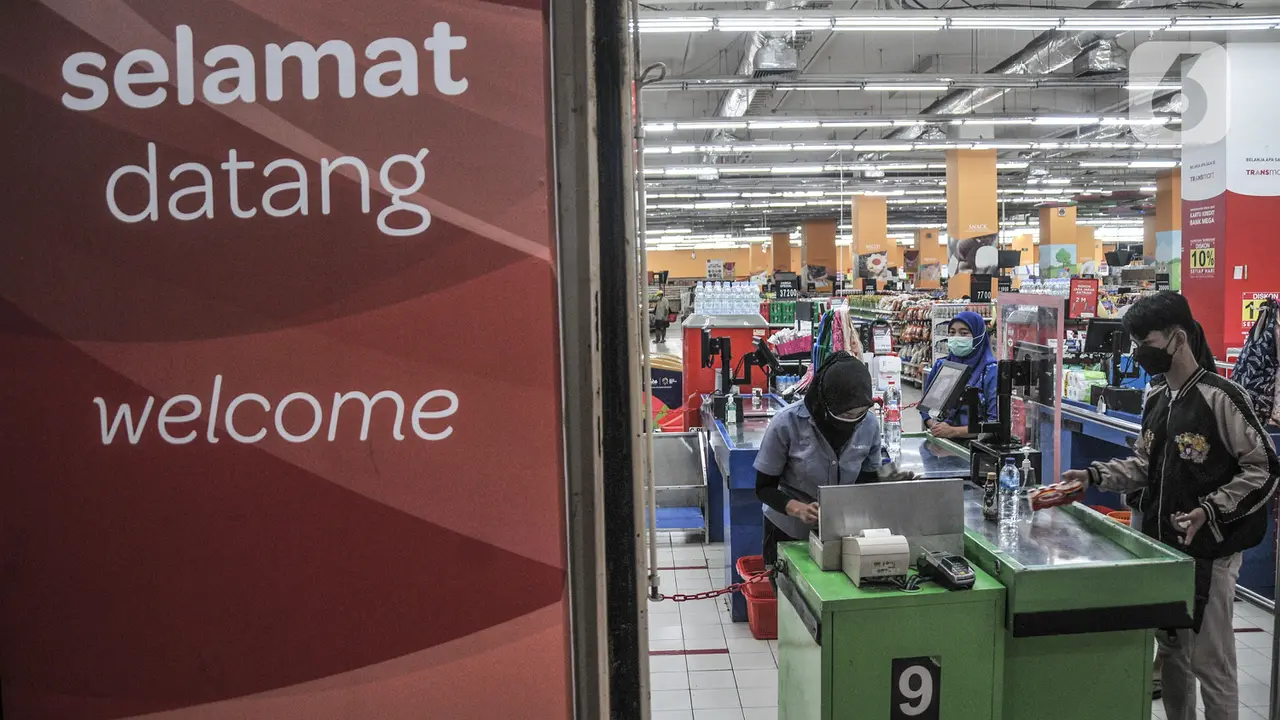FOTO: Geliat Pasar Grosir ITC Kembali Buka di Masa PPKM Level 4
