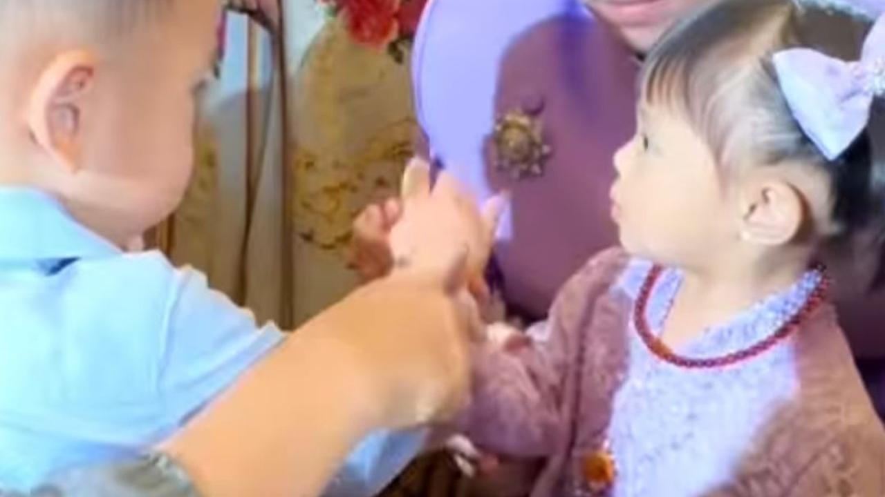 Kocak! Momen Lucu Ameena Bertemu Rayyanza di Acara 7 Bulanan, Dipanggil 'Apung