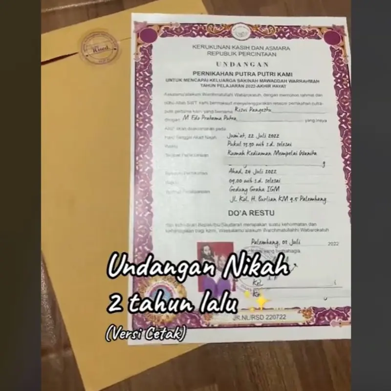 Viral Undangan Pernikahan Mirip Ijazah Sekolah, Warganet Auto Terinspirasi.