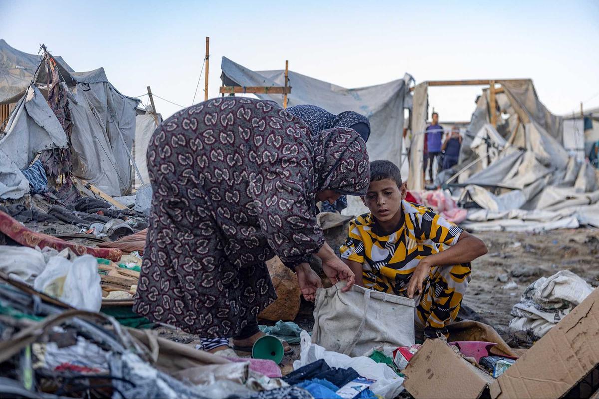 FOTO: Tak Ada Tempat Aman di Gaza, Tenda Pengungsi Kembali Jadi Sasaran Serangan Udara Israel