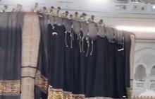 Detik-Detik Kain Kiswah Kabah Diganti Sambut Tahun Baru Islam, Begini Prosesnya