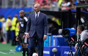 KNVB Dekati Roberto Martinez, Pelatih Asing Pertama Oranje Sejak 1978?