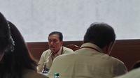 Ketua Dewan Ekonomi Nasional Luhut Binsar Pandjaitan menjadi salah satu pembicara saat retreat Kabinet Merah Putih di Akademi Militer (Akmil) Magelang, Jawa Tengah, Sabtu (26/10/2024). (Dok. Tangkapan Layar Instagram @isyanabagoesoka)