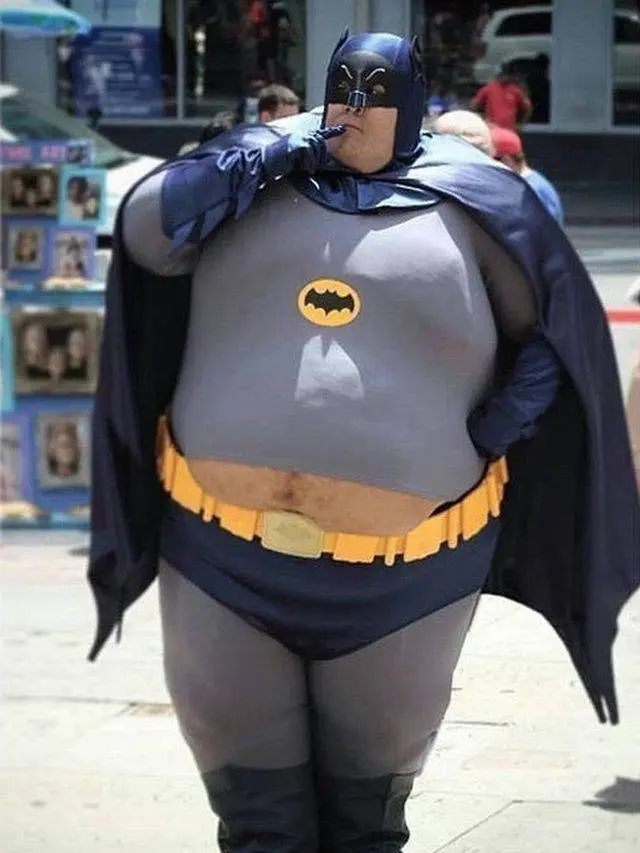 5 Potret Kocak saat Superhero Terlalu Lama 'Di Rumah Saja' Ini Bikin Geli