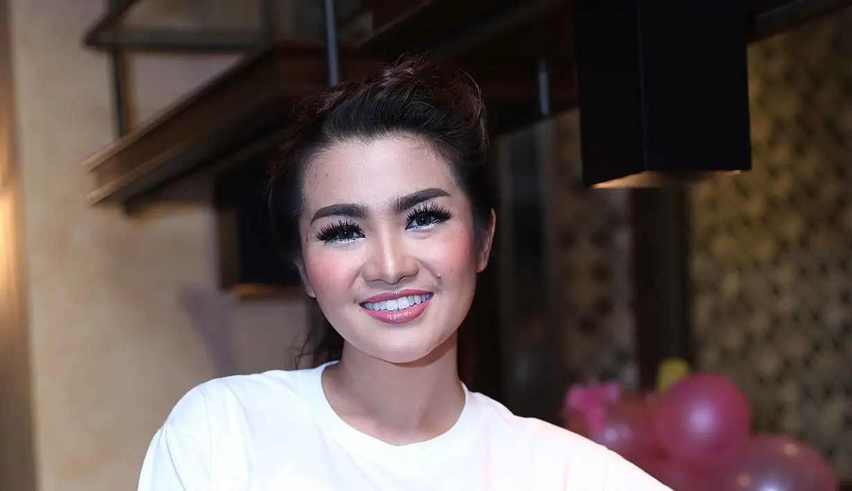 Banyuwangi Savana Cake Co-Branding dengan Wonderful Indonesia