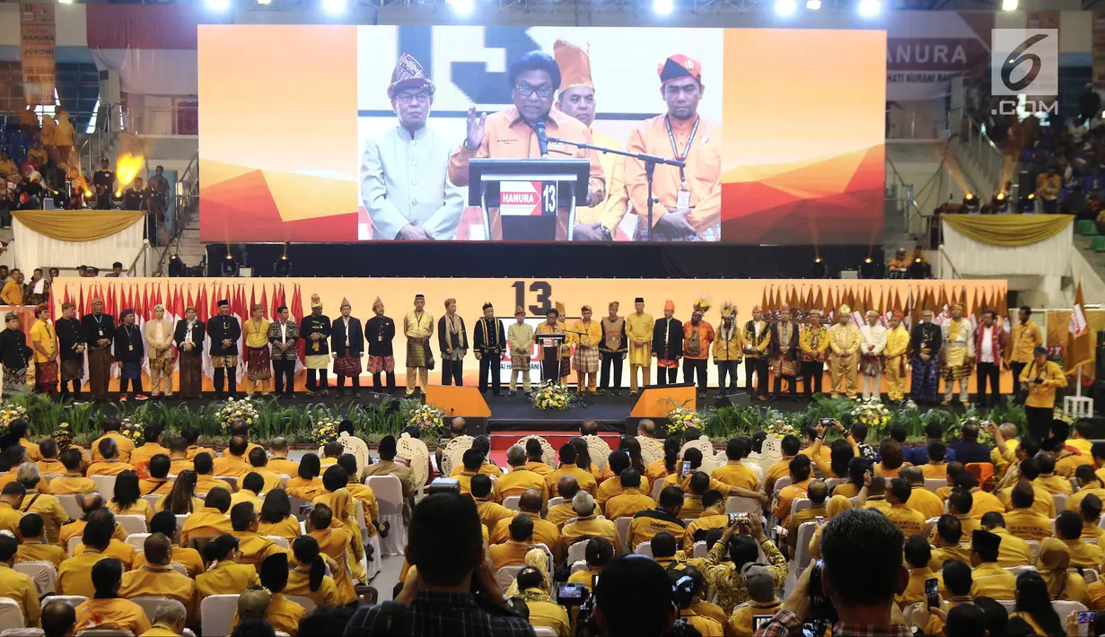Suasana pembukaan Rakernas Partai Hanura di Pekanbaru, Riau, Selasa (8/5). Rakernas ini bertema 'Membangun Daerah untuk Indonesia Beradab'. (Liputan6.com/Herman Zakharia)