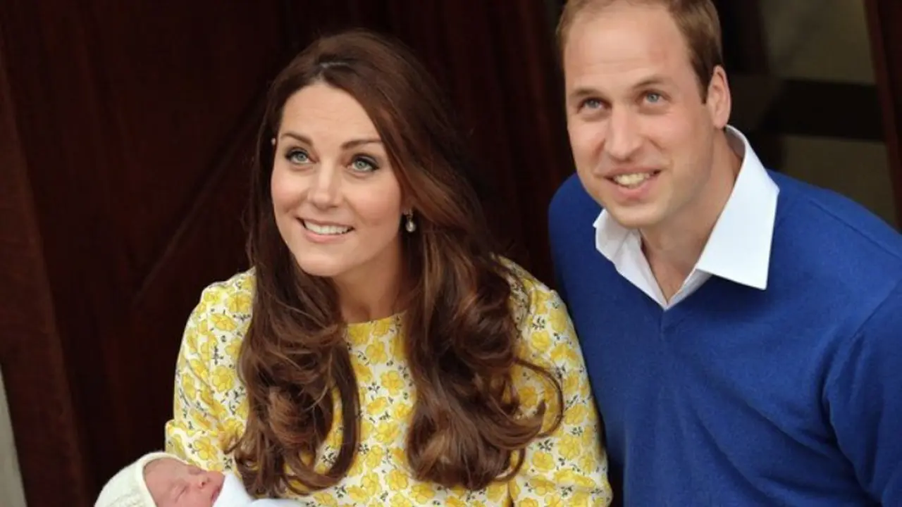 [Bintang] Pangeran William dan Kate Middleton Kenalkan Putrinya ke Publik