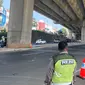 Polisi Olah TKP Insiden Tabrakan Maut Cibubur, Jalan Transyogi Disterilkan