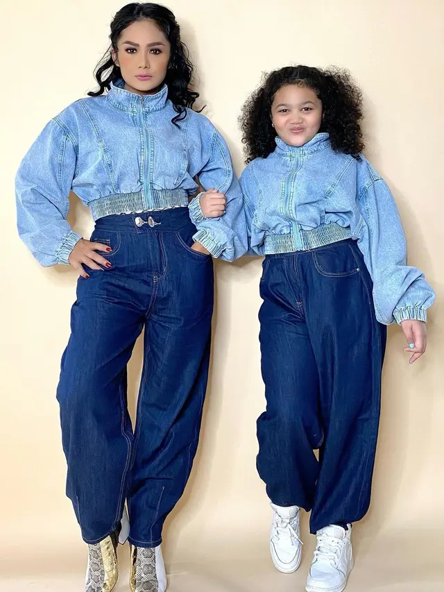 Krisdayanti dan Amora