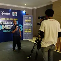 Ratusan peserta Stand Up Comedy Academy (SUCA) 3 tampak antusias mengikuti audisi yang diadakan di Le Polonia Hotel & Convention, Jalan Sudirman, Kota Medan, Sumatera Utara.