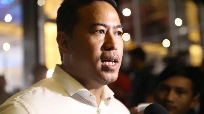 [Bintang] Pandji Pragiwaksono