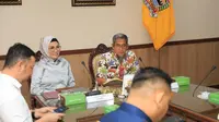 Sekda Provinsi Jawa Tengah, Sumarno saat menerima kunjungan kerja Dewan Perwakilan Rakyat Daerah (DPRD) Sumatera Selatan, Jumat (15/9/2023). (Foto: Istimewa)